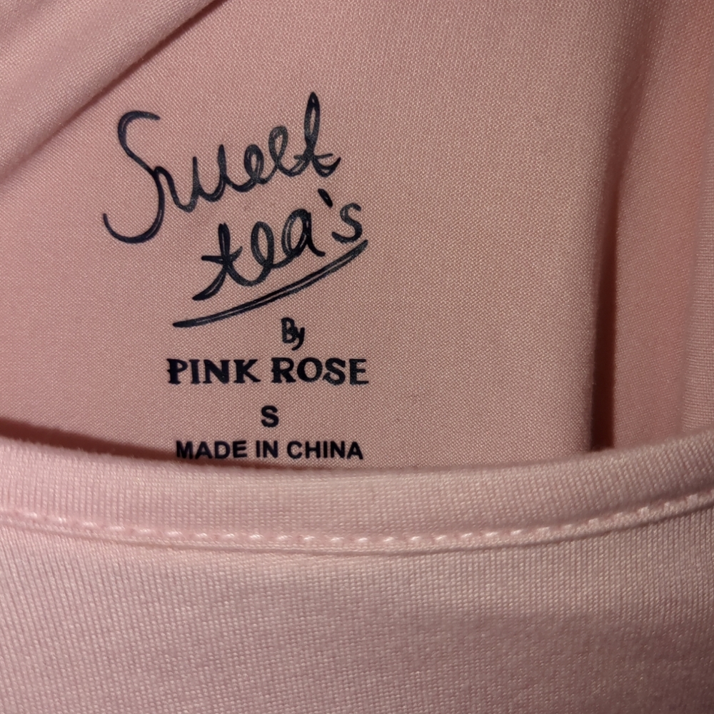 Pretty Pink Top - Picture 3 of 3